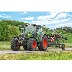Schmidt Spiele (56257) - "Fendt 211 Vario with Fendt Wender Twister" - 150 pièces