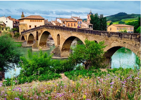 Ravensburger (19425) - "Puente la Reina, Spain" - 1000 pièces
